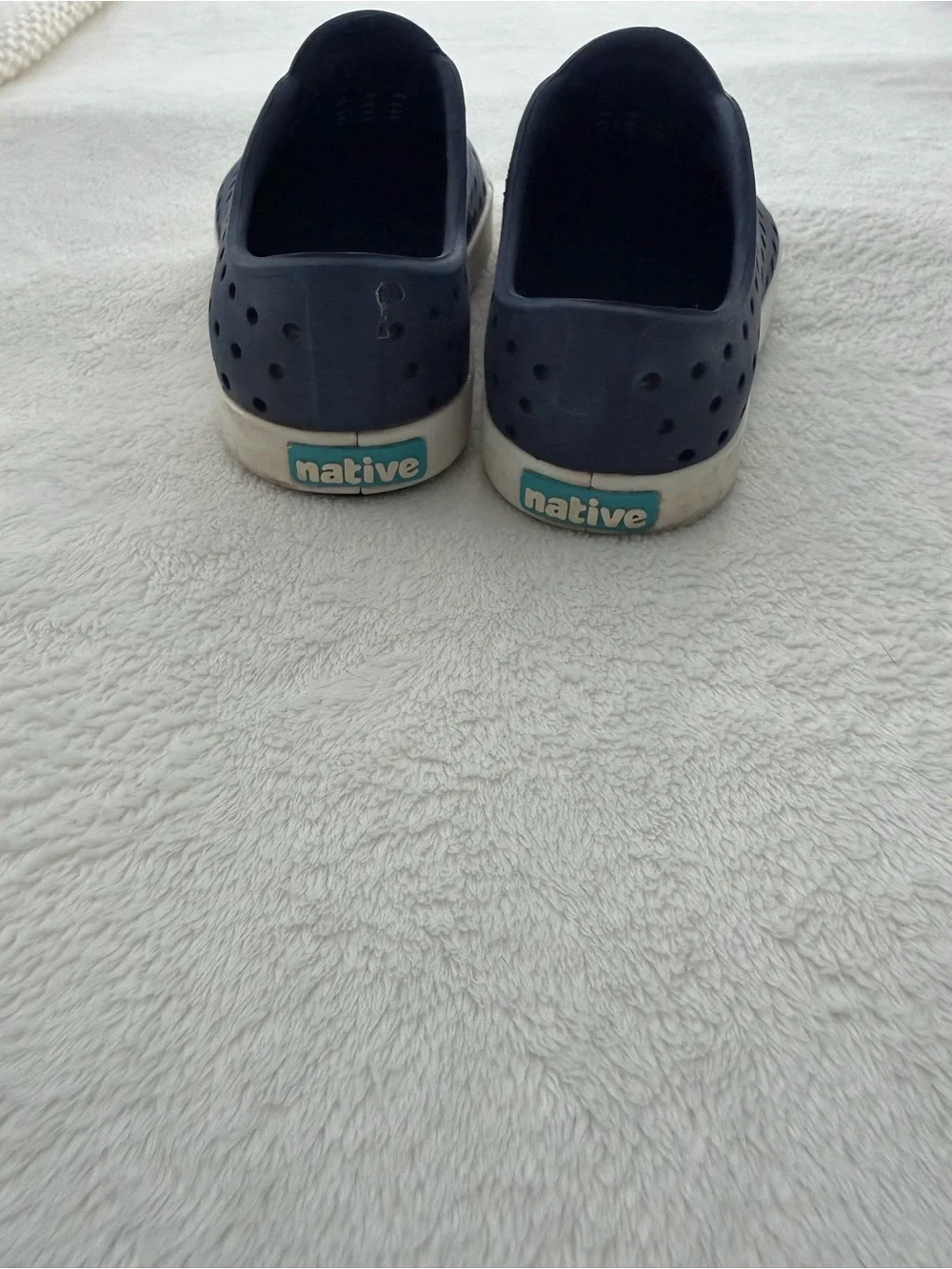 Native Kids Navy and White Slip-On Water Shoes size c7